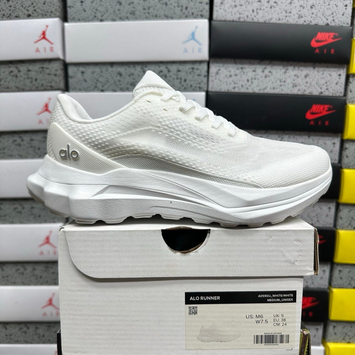 Alo Running Sneaker