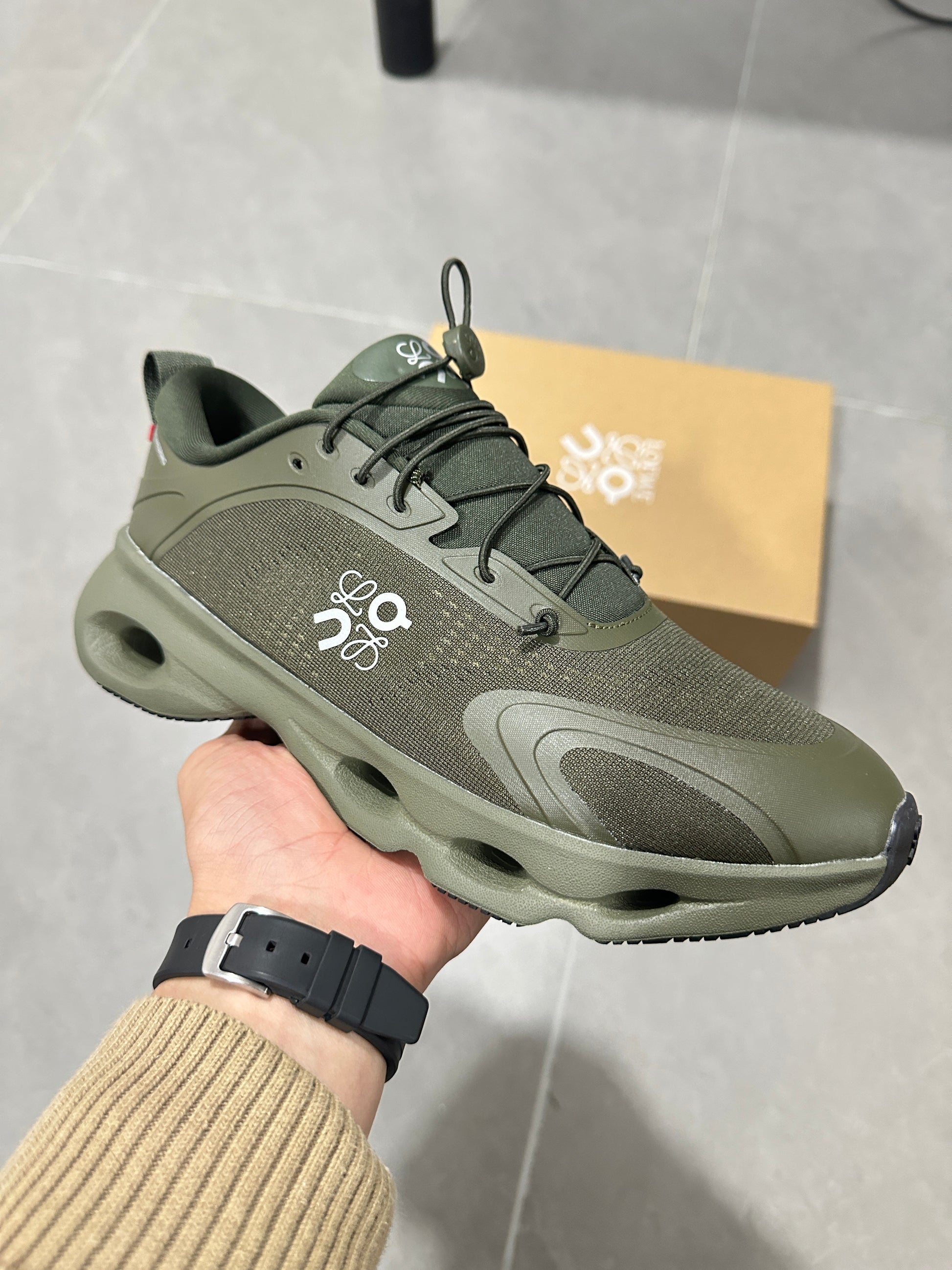 LOEWE × On Cloudtilt 2.0