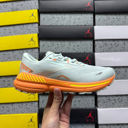 Brooks Adrenaline GTS 23 Running Shoes