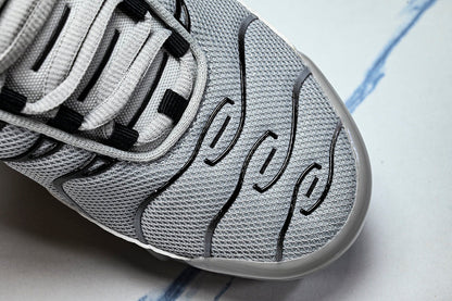 Nike Air Max Plus TN – Wolf Grey