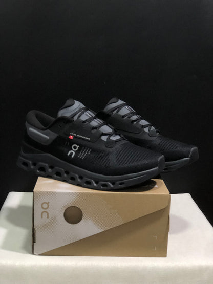 On Cloudstratus 3 Running Shoes