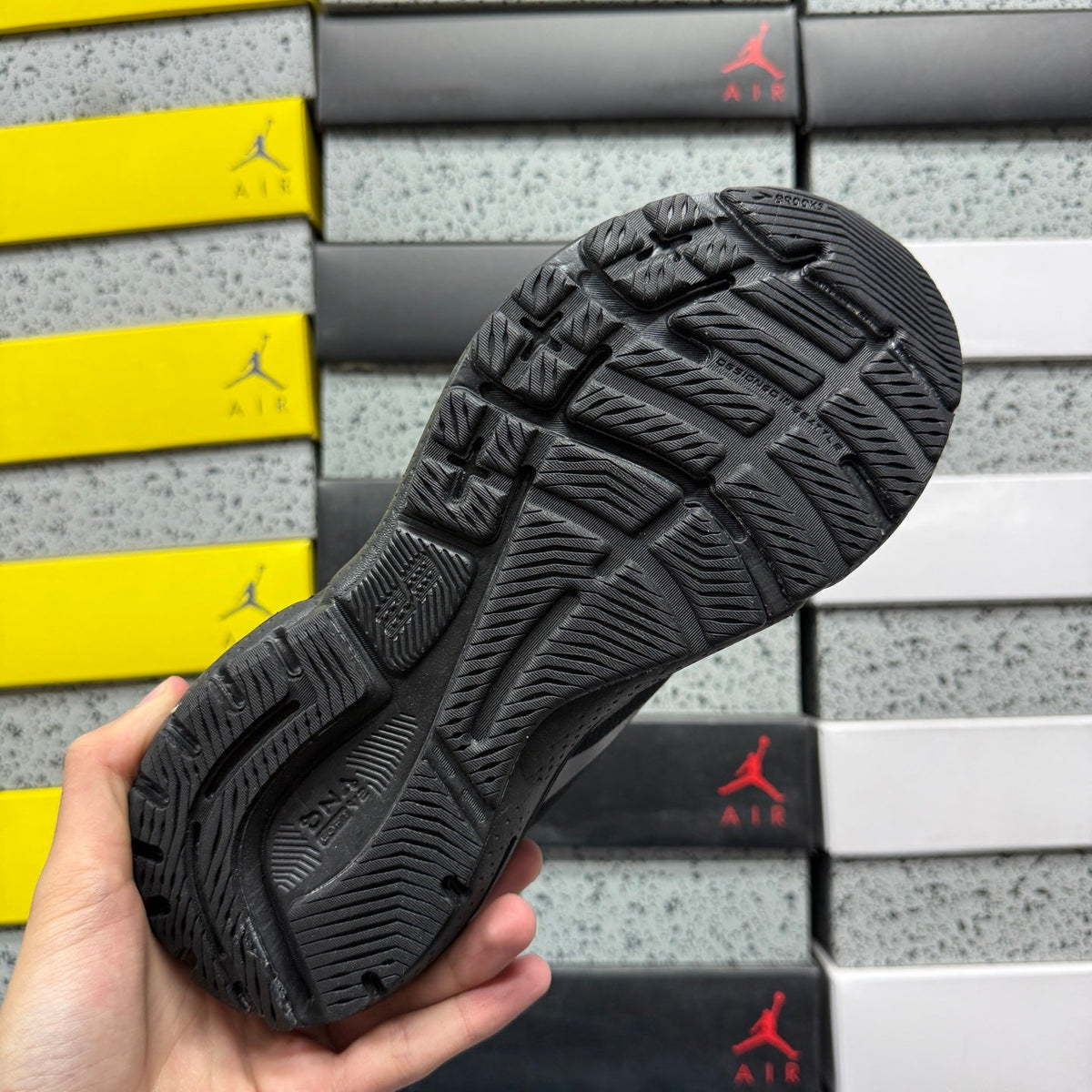 Brooks Adrenaline GTS 23 Running Shoes