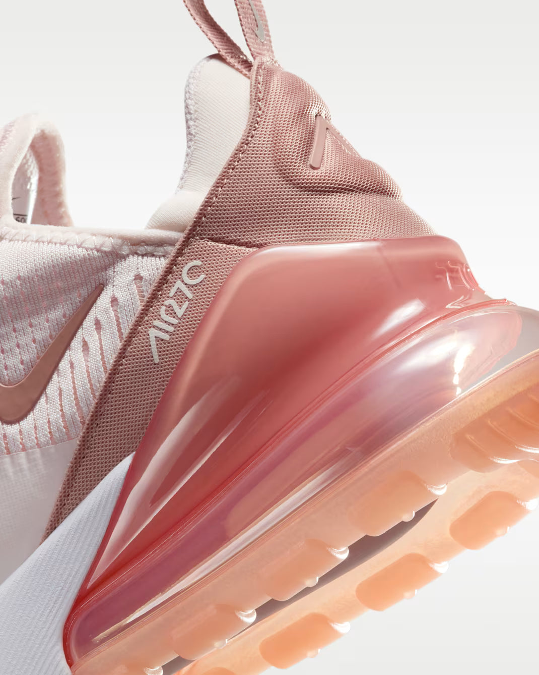 Nike Air Max 270 Sneakers