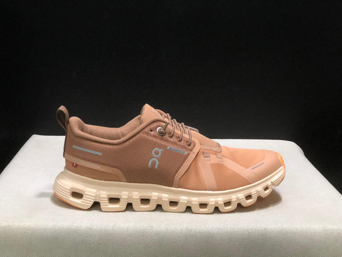 On Cloud 6 Sneaker