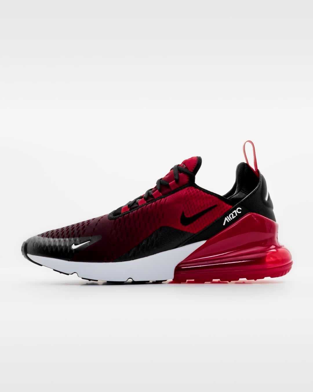 Nike Air Max 270 Sneakers