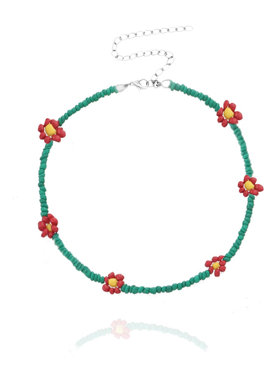 Fashionable And Trendy Adjustable Rice Bead Flower Necklace